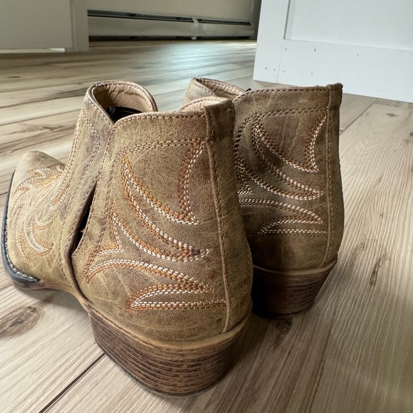 Roper Ava Women’s ankle booties size 8.5 - Picture 3 of 4
